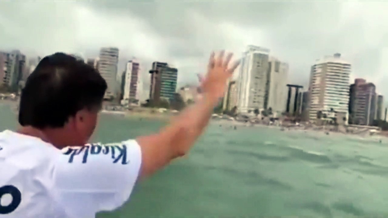 Massenbaden mit Bolsonaro