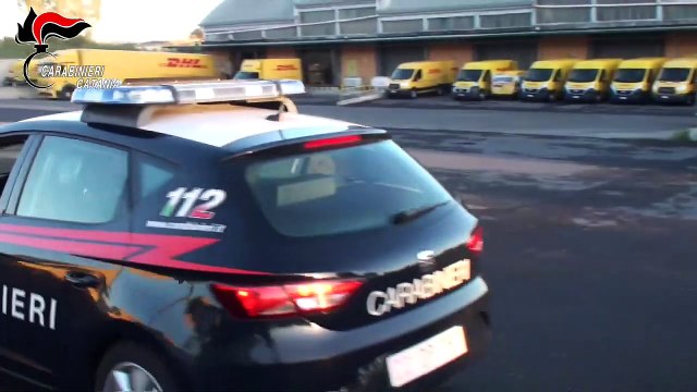 Catania - Vaccini Covid scortati dai Carabinieri in ospedali della provincia (02.01.21)