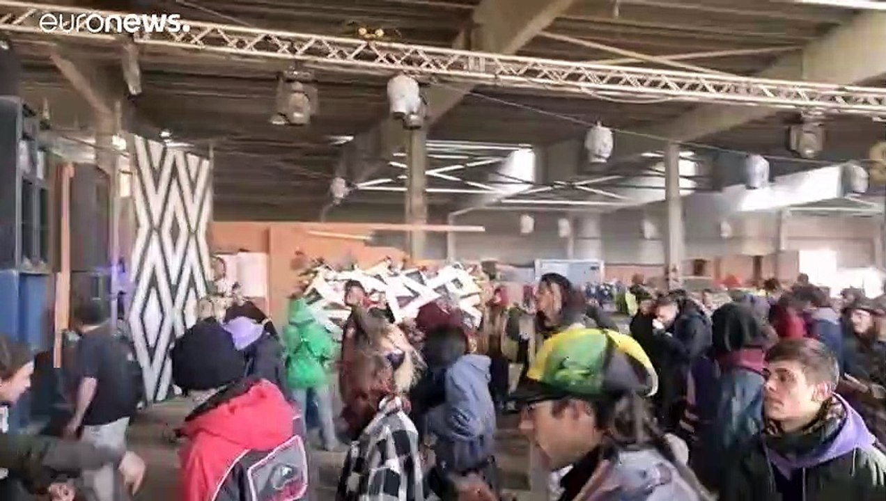 Illegális parti Spanyolországban