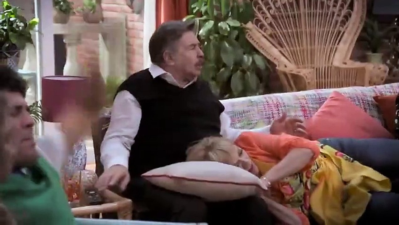 Una familia de 10 2x11