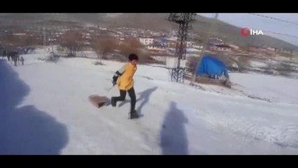 Köy Çocuklarının Kızak Keyfi