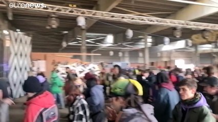 الشرطة الكاتالونية تنهي حفلا صاخبا غير قانوني قرب برشلونة