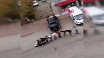 Kaykaycı gençler motosikletin arkasında 8 kişilik kuyruk yapıp tur attı...O anlar kamerada