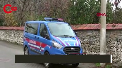 Mutasyonlu virüs görülen hastanın evi önünde jandarma temaslılar için nöbet tutuyor