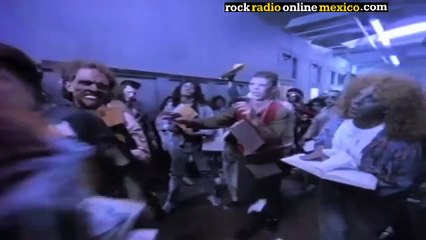Twisted Sister ft. Alice Cooper - Be Chrool To Your Scuel