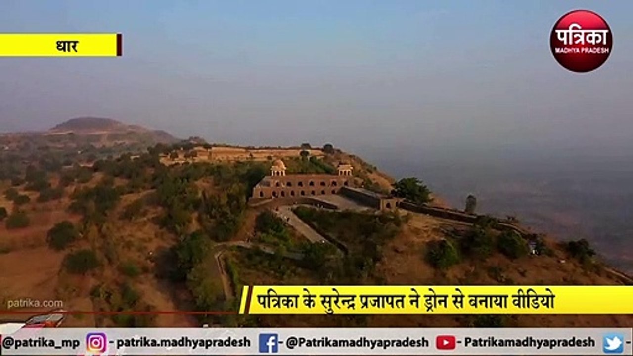 अद्भुत है मांडू का जहाज महल, खूबसूरती पर फिदा ह...