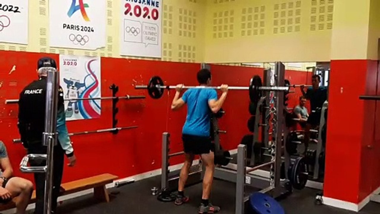 [3/3] Quentin Fillon-Maillet en salle de musculation au Centre National de Ski Nordique de Prémanon (Jura) en octobre 2020