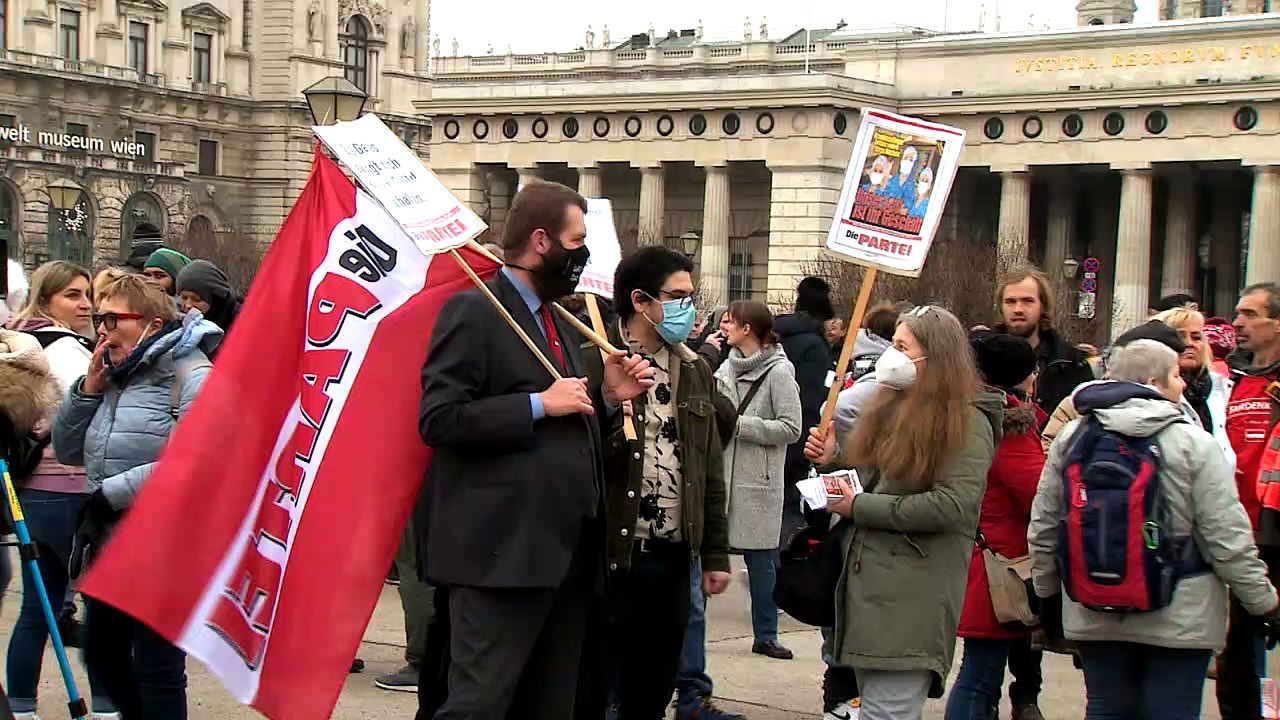 Tausende Corona-Leugner demonstrierten in Wien