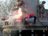 KOSOVO SRBIJA MANIF PARIS 17/02/08 - VIDEO & SLIKE