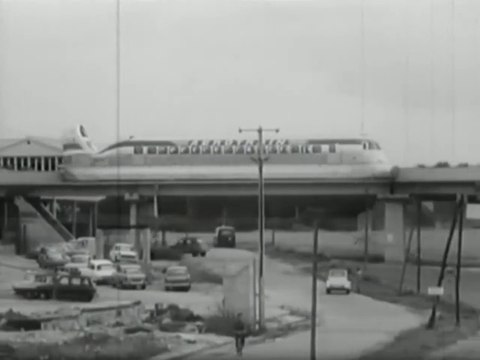 Aеrотrаıṇ (FR, Československý filmový týdeník 1970/32, 1316)