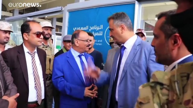 شاهد: مطار عدن يستأنف نشاطه بعد أيام على هجوم دام