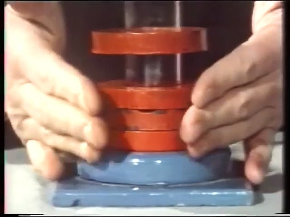 Professor Eric Laithwaite- Magnetic River (1975)