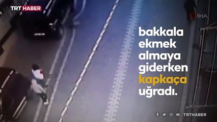 11 yaşındaki kız çocuğun kapkaça uğradığı anlar kamerada