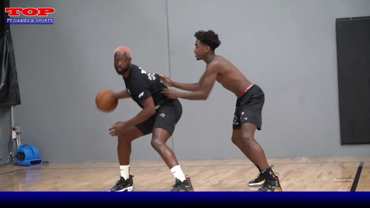 Dwyane Wade vs Zaire Wade INTENSE 1v1