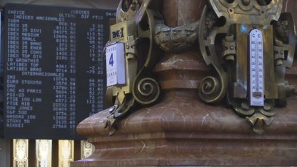 El Ibex 35 abre el 2021 con ascensos del 1,3 % y cerca de los 8.200 puntos