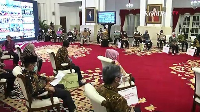Jokowi Ingatkan Bapak-bapak Jangan Beli Rokok, Pakai Dana Bansos