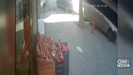 Yarım milyonluk gaspı çevredekiler önledi | Video