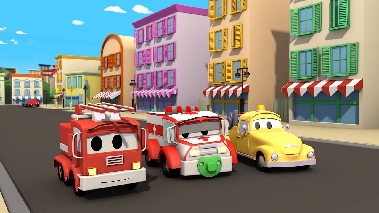 Les Camion Benne, Grue et Tractopelle construisent une Tyrolienne pour les Bébés Camions à Car City