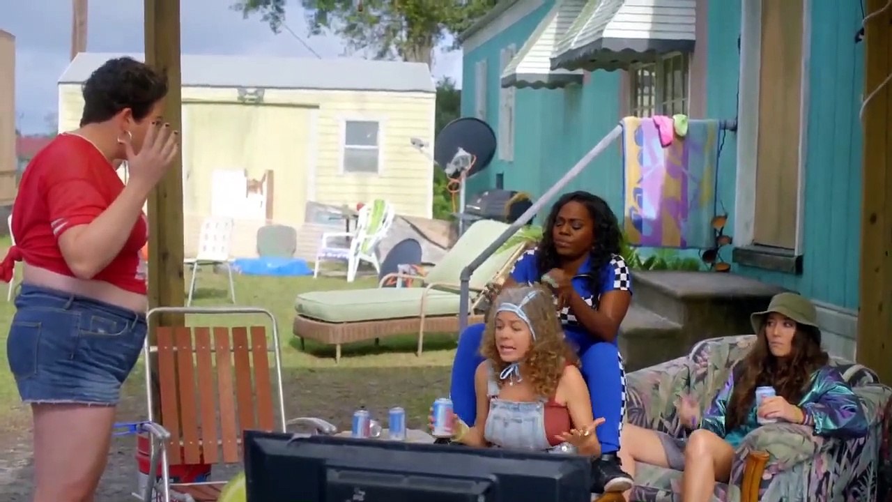 Florida Girls - Se1 - Ep7 - We're Doing A Drive-By, Y'all!