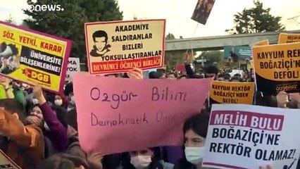 A rektort ne a politika nevezze ki, hanem a hallgatók válasszák meg