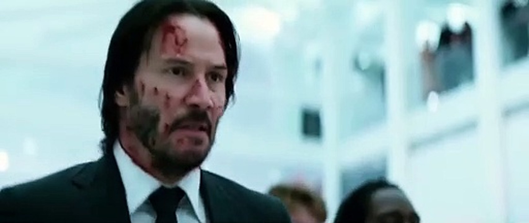 Scène de John Wick avec le vrai son d'un silencieux