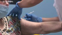 Vaccination : Retard, réticences, le paradoxe français