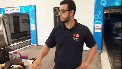 بالفيديو من داخل أكبر مغسلة سيارات في العالم