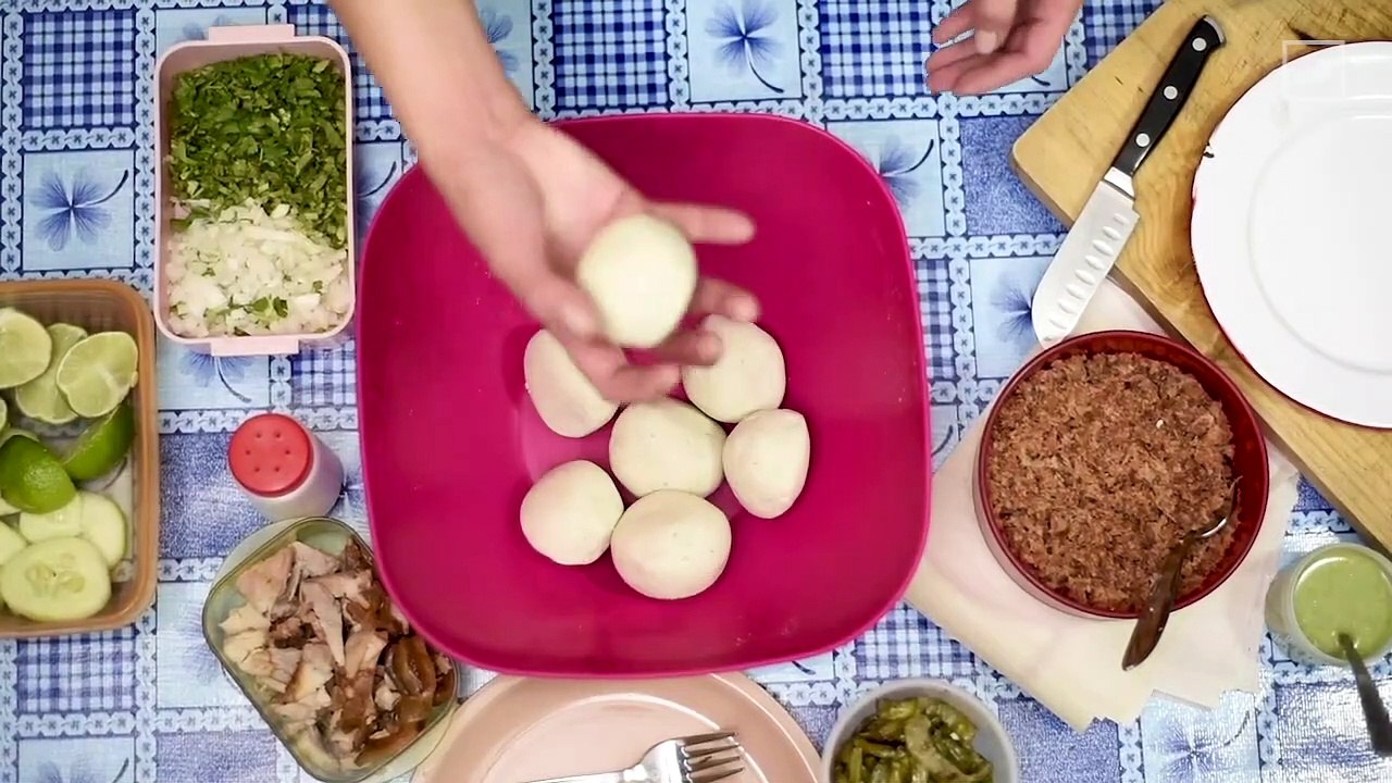 Te enseñamos a preparar gorditas de chicharrón  | #Chilantojos | CHILANGO