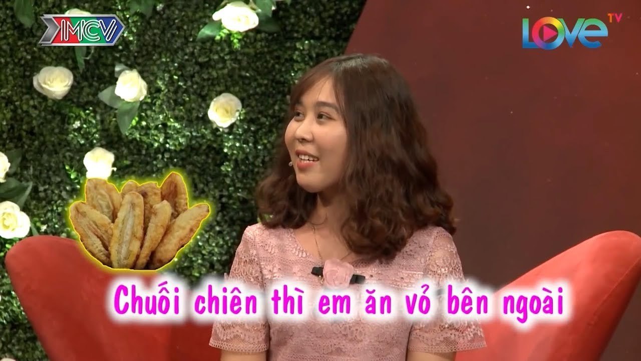 Cát Tường cạn lời với cô nàng U28 KHÔNG BIẾT DÙNG ĐŨA vẫn trao kỷ vật định tình nhưng từ chối hẹn hò