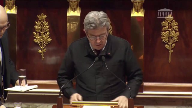 ma personnalité est sacrée mais sacré quoi ?