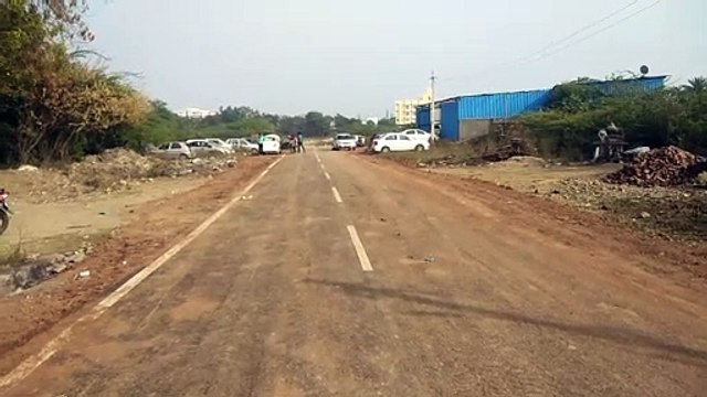 राजस्थान में नगर निगम ने तालाब में बना दी सडक़ बना