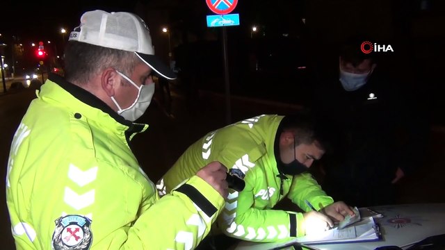 Alkolden ehliyetine el konulan sürücü kısıtlamada polise yakalandı cezayı yedi