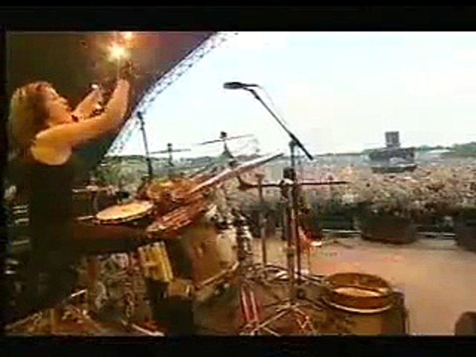 The Corrs (rocks)-Toss The Feathers@glastonbury 99
