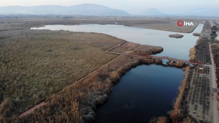 - Kaz gölü kısmen buz tuttu