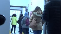 Largas colas de profesores en Granada para hacerse el test covid antes de la vuelta a las aulas