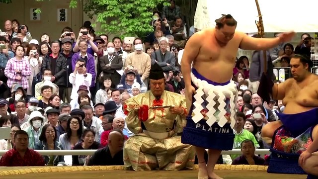 Top Japan sumo wrestler Hakuho tests positive for COVID-19