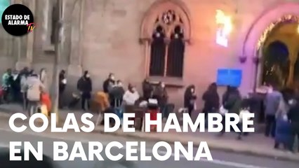 Las COLAS DEL HAMBRE en BARCELONA siempre frente a IGLESIAS CATÓLICAS