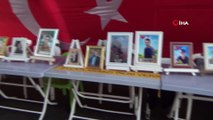 Evlat nöbetindeki aileler PKK'nın 13 yıl önceki katliamını unutmadı