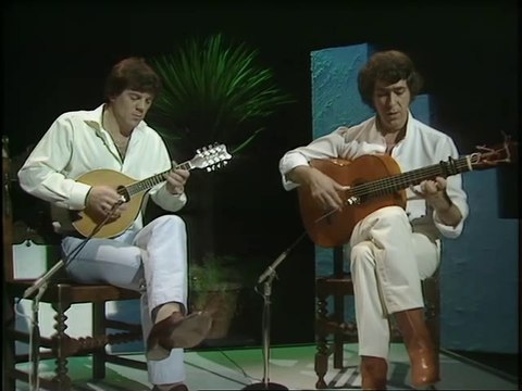 Three Of A Kind S02E06 1983 - BBC Comedy Sketch Show - Tracey Ullman / Lenny Henry / David Copperfield / Juan Martin / Patsy Smart / Michael Redfern