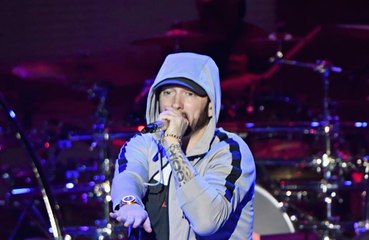 Eminem doesn't remember insulting Rihanna on leaked song