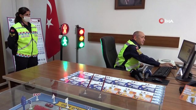 Jandarmadan öğrencilere uzaktan trafik eğitimi