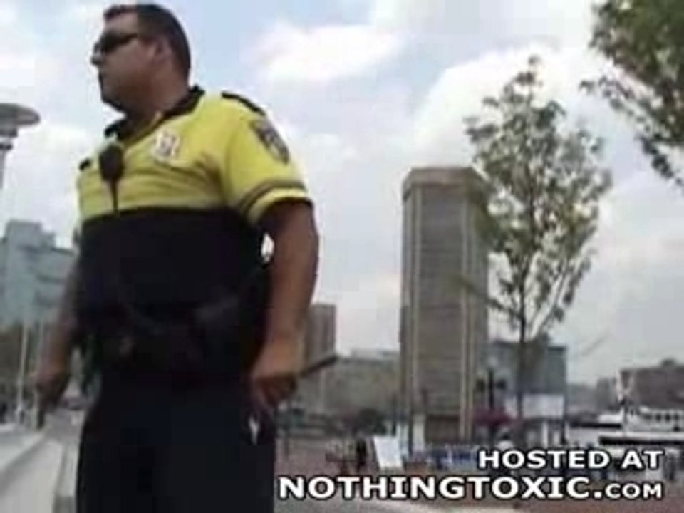 Cop SEX
