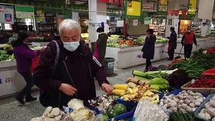 الصين تسعى إلى تعزيز قدرات الكبار في السنّ على استخدام التكنولوجيا
