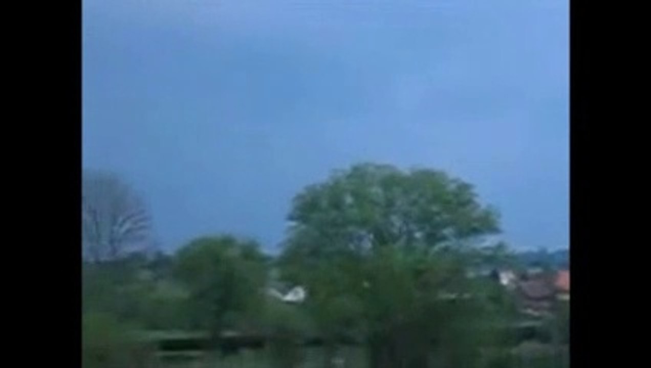 Gewitter Donnerstag28.April2011 Video Nummer4