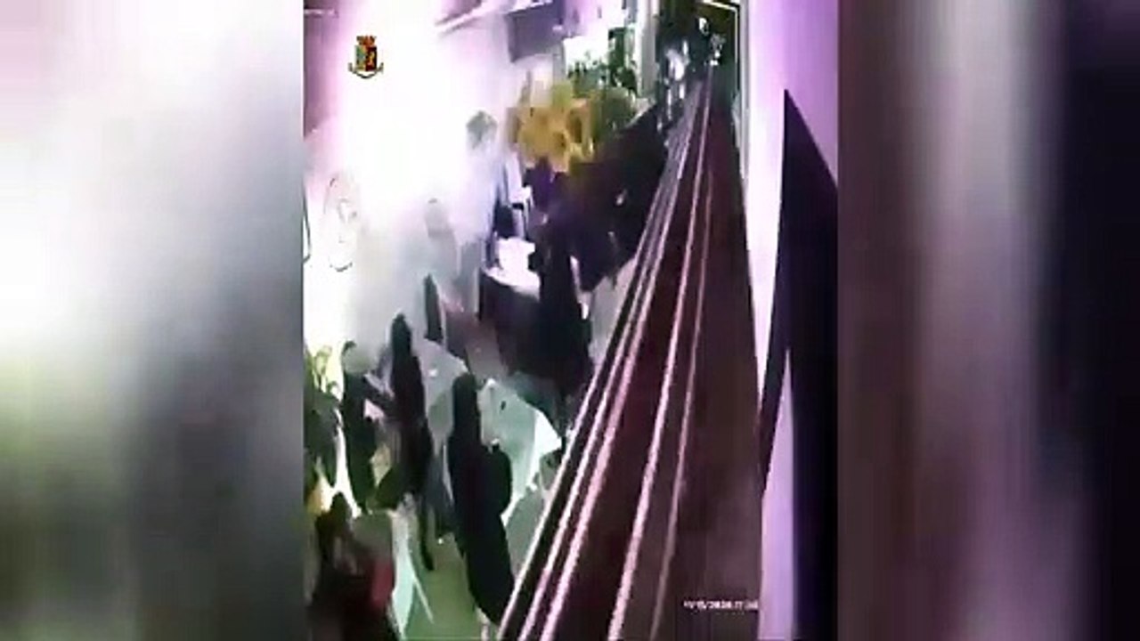 Latina - Lite in un pub Daspo Willy per cinque ragazzi (05.01.21)