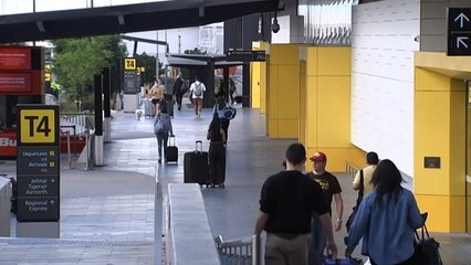 Qantas brings forward ticket sales over vaccine hopes