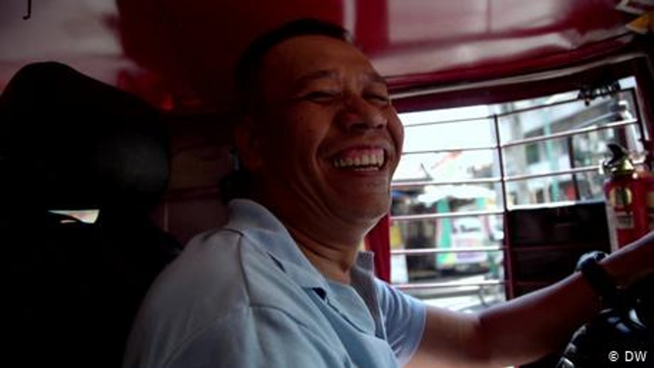 Freddy - ein Jeepneyfahrer in Manila