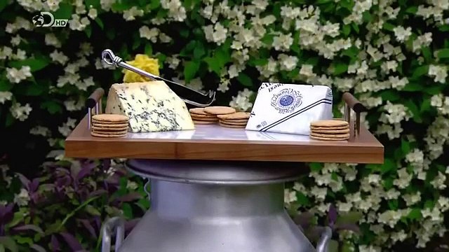 How Its Made - 886 Blue Stilton Cheese