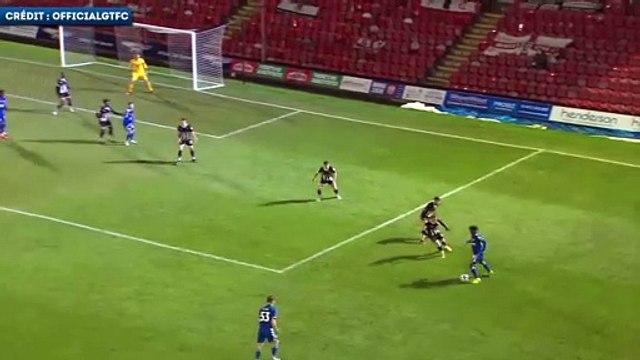 Une passe décisive et un coup-franc plein de malice pour Sidnei Tavares avec Leicester