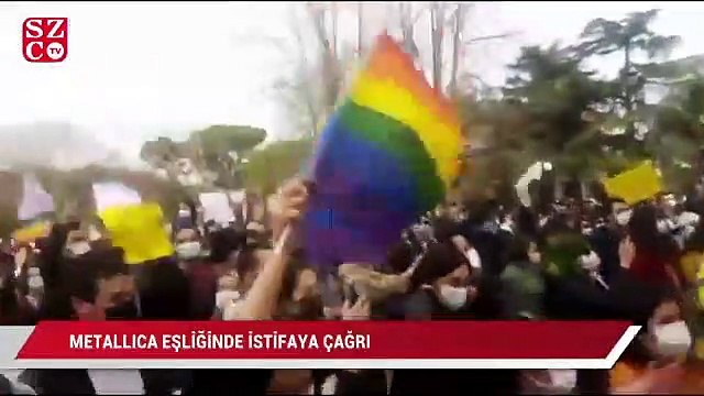 Boğaziçili öğrenciler, Metallica müziği eşliğinde Melih Bulu'yu istifaya çağırdı